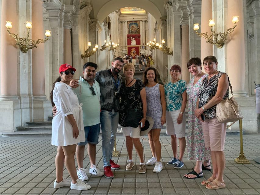 Madrid: Royal Palace Entry Ticket and Small Group Tour - Plaza de la Armería and the palace exterior