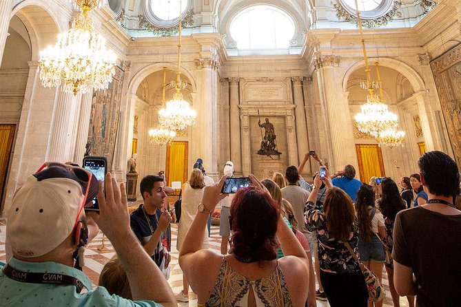 Madrid: Royal Palace Expert Guided Tour with Optional Tapas - Entering the Palace With a Priority Ticket