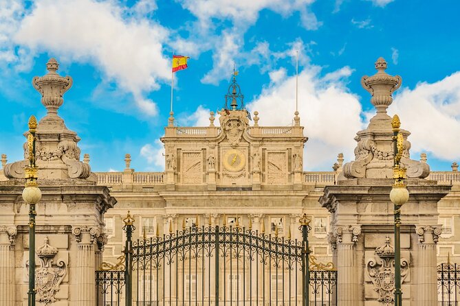 Madrid: Royal Palace Expert Guided Tour with Optional Tapas - Inside the Palace: Grand Rooms and Spanish Royal History
