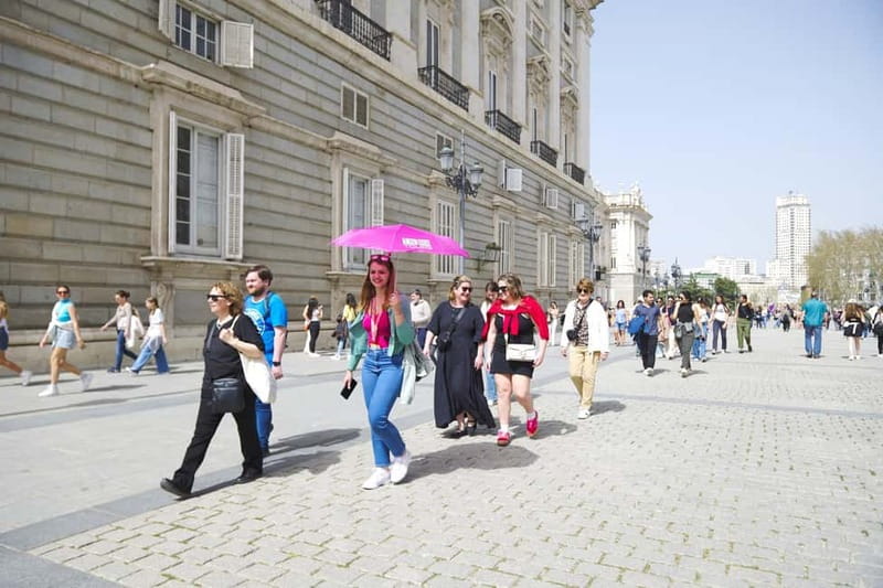 Madrid: Royal Palace Expert Guided Tour with Skip-the-Line - Key points at a glance