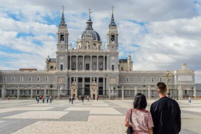 Royal Palace Expert Guided Tour with Skip-the-Line