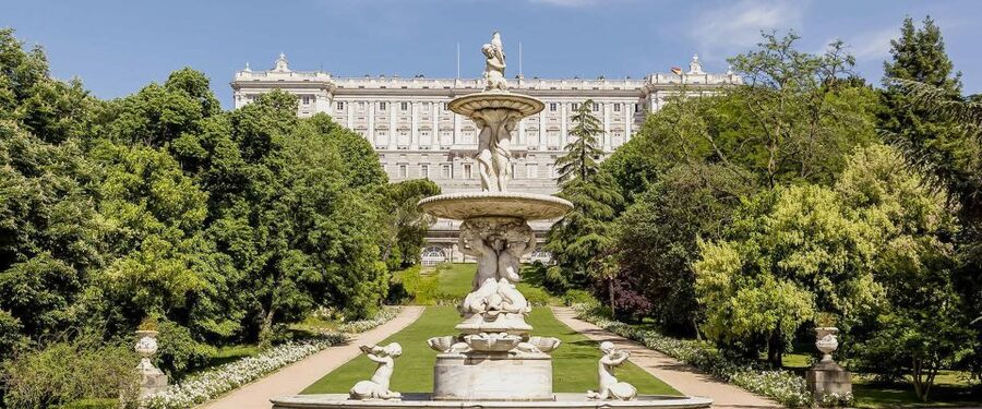 Madrid: Royal Palace Fast-Access Admission Ticket - The state rooms: 45 minutes of royal display