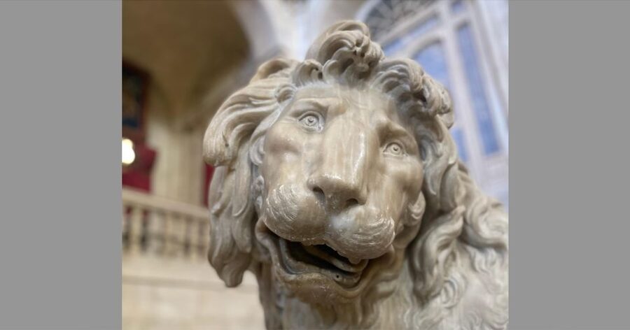 Madrid: Royal Palace tour - semi private or private - A small group makes a real difference