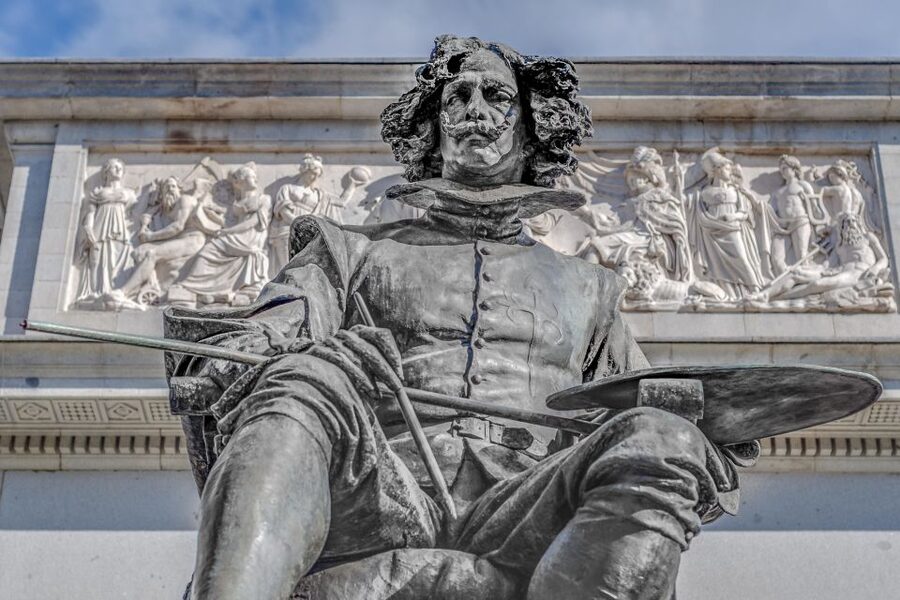 Madrid: Small Group of Prado Museum Tour & Optional Tapas - What the guide adds to the paintings