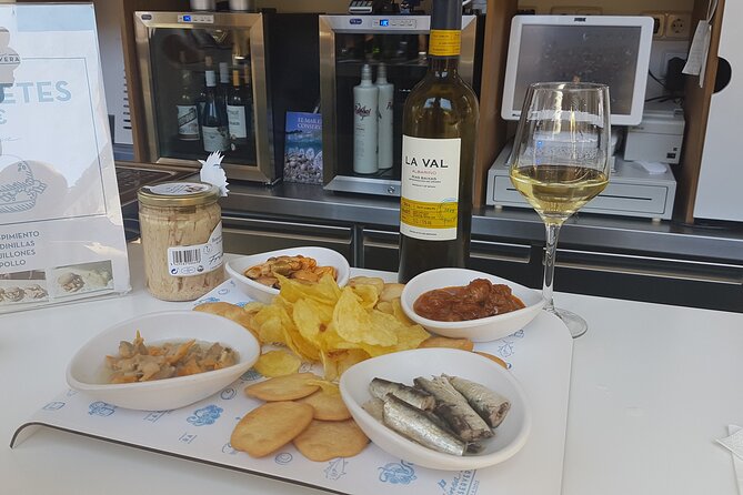 Madrid Small Group Tapas Tour at 4 Venues -Lunch or Dinner - Who Will Enjoy This Food Tour