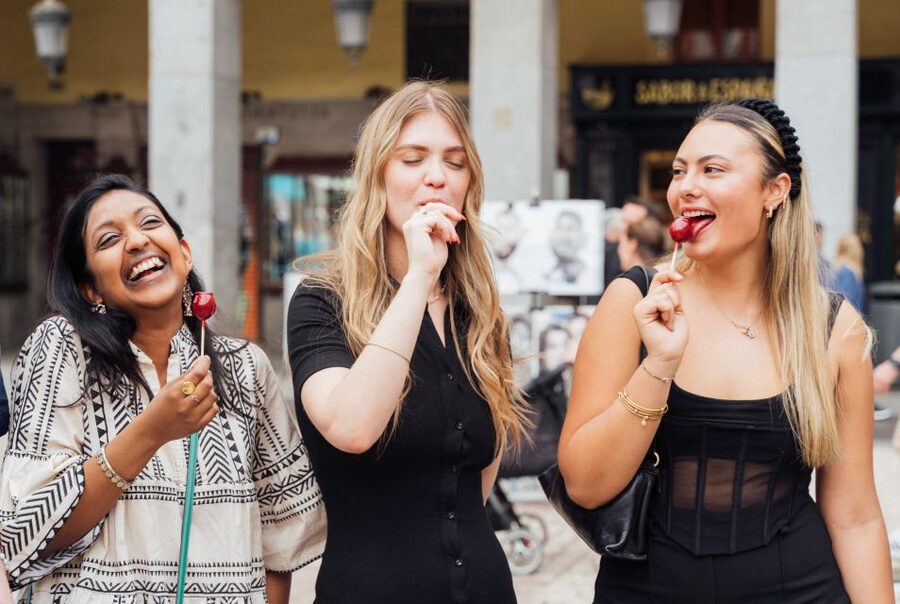 Madrid: Tapas Food Tour with Drinks and Food - The Spanish omelette and changing food traditions