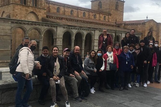 Madrid to Avila & Segovia: Full-Day Highlights Tour - Segovia Cathedral fills the central hour