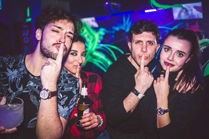 Madrid: Top Pub Crawl Madrid & Party - Barrio de las Letras, another bar before midnight