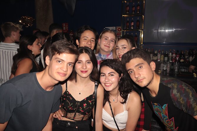 Madrid: Top Pub Crawl Madrid & Party - The role of Rocío, Mihnea, Jonathan, Anabela, and the other hosts