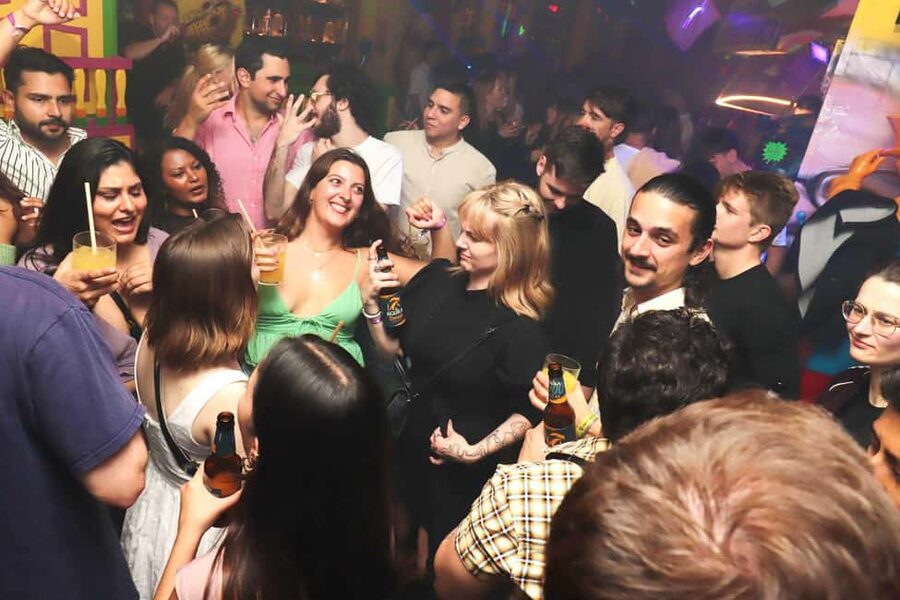 Madrid: Top Pub-Crawl with Drinks and Nightclub Entry - Who will enjoy this most