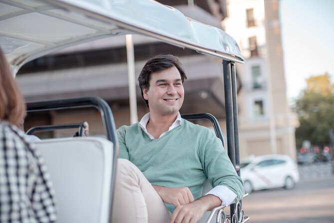 Madrid Welcome Tour with Local Guide in Eco Tuk Tuk Private - Plaza de Santa Ana and the final central-city sweep