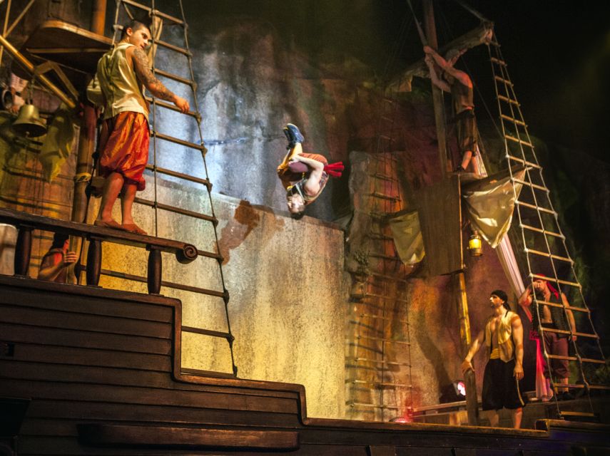 Magaluf: Pirates Adventure Dinner Show Ticket - The dinner is useful, but not the star