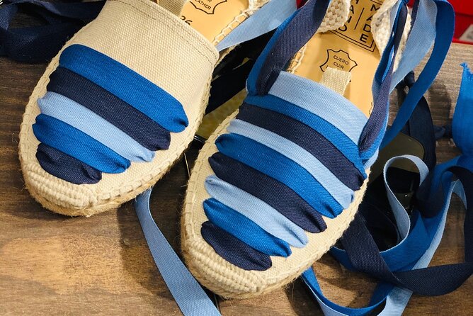 Make Authentic Espadrilles in Barcelona - The one-hour workshop at the tables