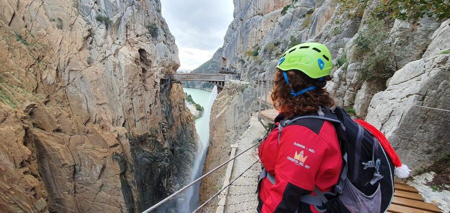 Málaga: Caminito del Rey Guided Tour with Transportation - Beginning the Caminito with a short break
