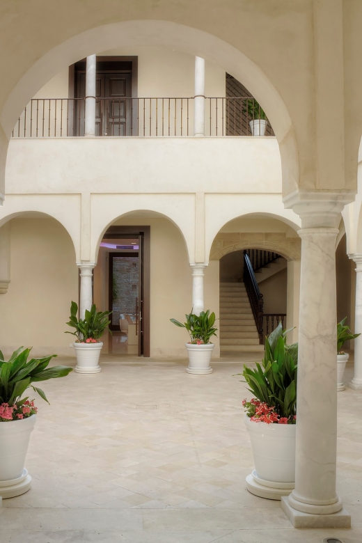 Málaga: Carmen Thyssen Museum Ticket - The art styles worth watching for