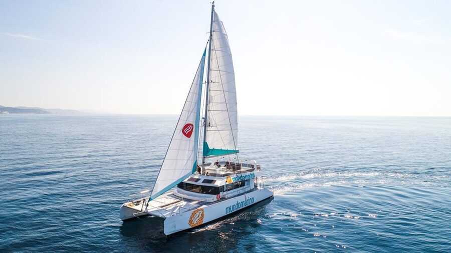 Malaga: Catamaran Sailing Cruise with Swimming & Optional DJ - What the 90 minutes actually feels like