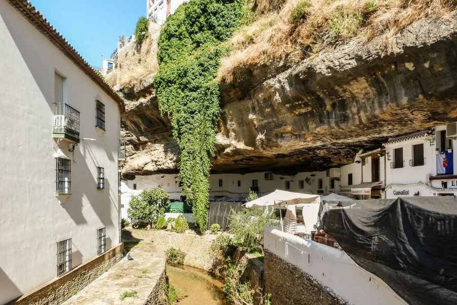 Málaga & Costa del Sol: Ronda and Setenil de las Bodegas - Managing the bilingual format and free time