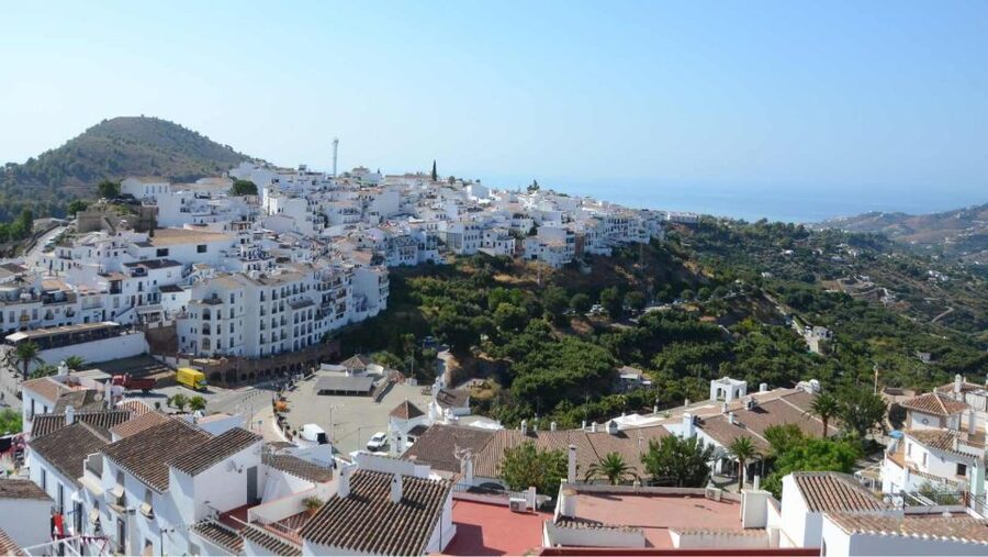 Malaga: Frigiliana & Nerja Tour with Local Product Tastings - Is $48 good value?