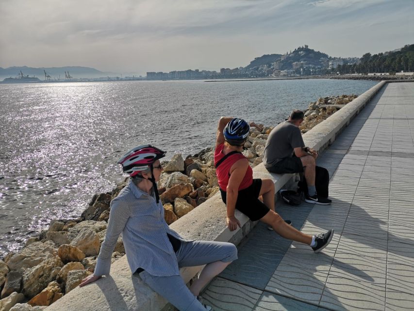 Malaga: Guided E-Bike Tour - Gibralfaro forest and the bay viewpoint