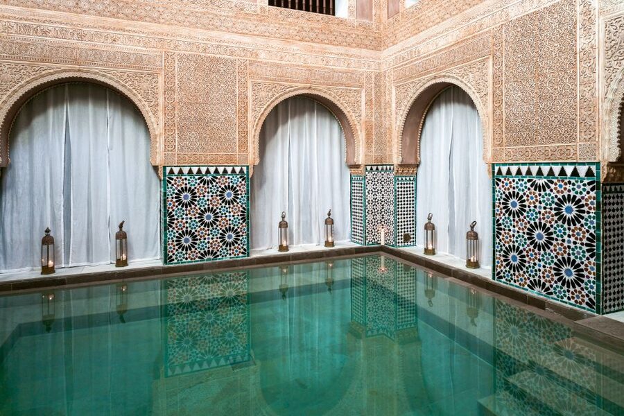 Malaga: Hammam Al Ándalus Entry Ticket with Massage - Should you book the Malaga hammam?