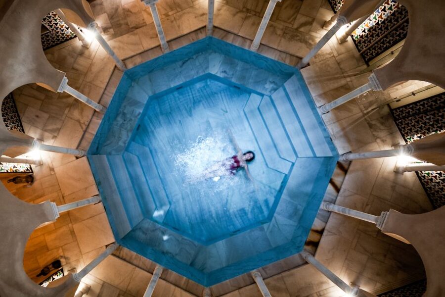 Malaga: Hammam Al Ándalus Entry Ticket with Massage - Who will enjoy this experience most