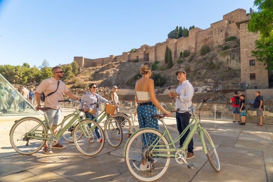 Málaga: Highlights, Hidden Gems and Coast Vintage Bike Tour - Starting near Plaza de la Merced
