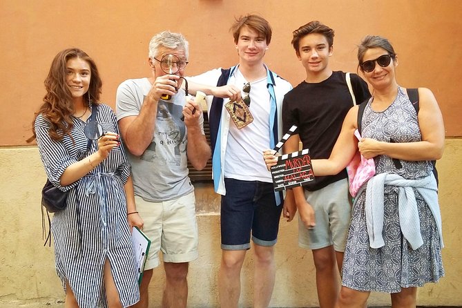 Málaga: Private Sightseeing Treasure Hunt - How the treasure hunt works in Málaga