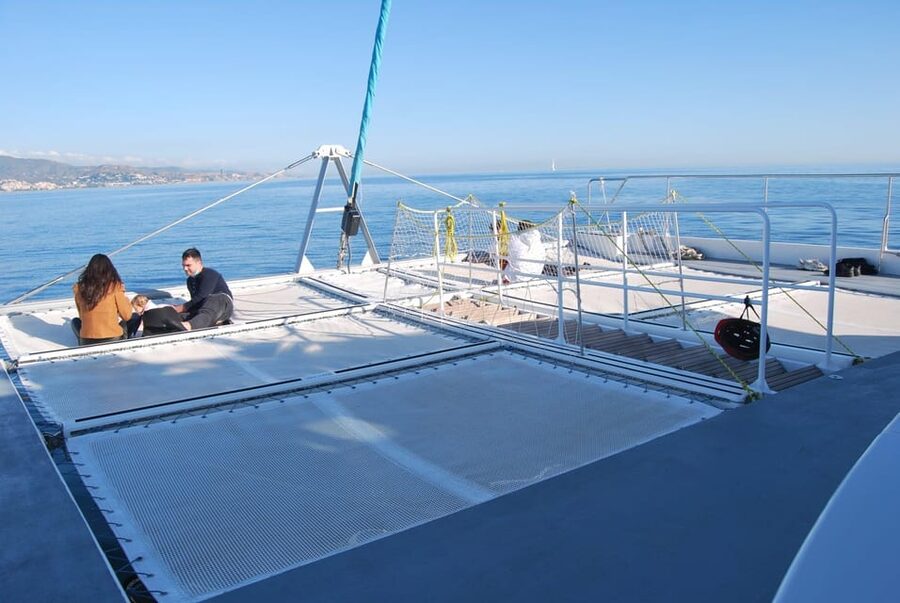 Malaga: Sailing Catamaran Sunset Cruise with Live DJ & Drink - Is $25 good value in Málaga?
