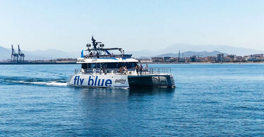 Málaga: Scenic Catamaran Cruise - Choosing between the sun, shade, and bow nets