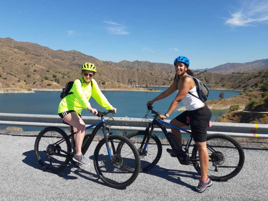 Málaga: Scenic Easy 3-Hour E-Bike Tour in Montes de Málaga - The downhill return and its real level of difficulty