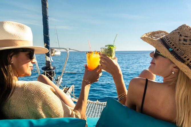 Mallorca Catamaran Small Group Cruise with Tapas 4-hours - Sailing the Palma and Calvià coast