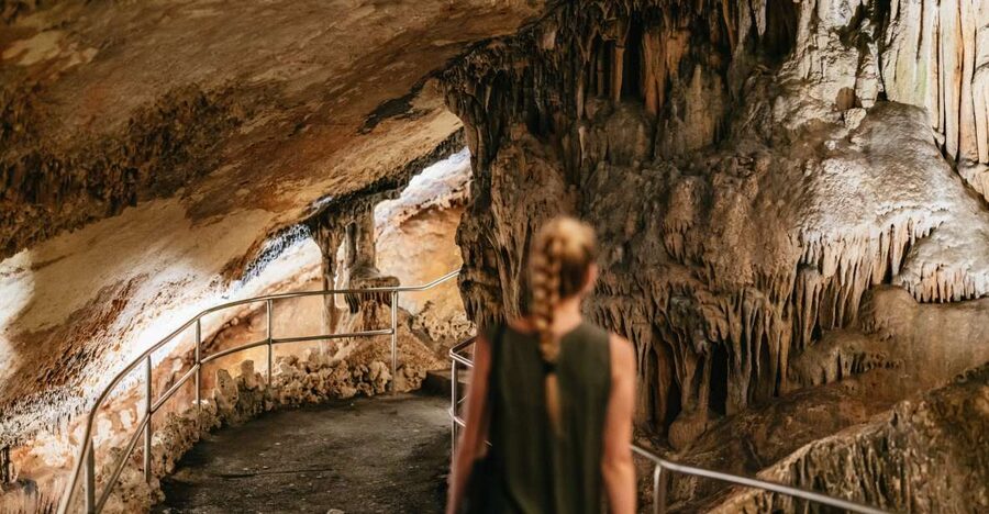 Mallorca: Caves of Drach Day Trip & Optional Caves of Hams - The classical concert on Lake Martel