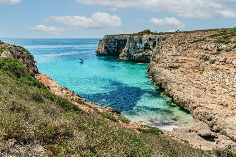 Mallorca: Cova des Coloms Caving Trip with Hotel Transfer - Why the cave swim is the main event