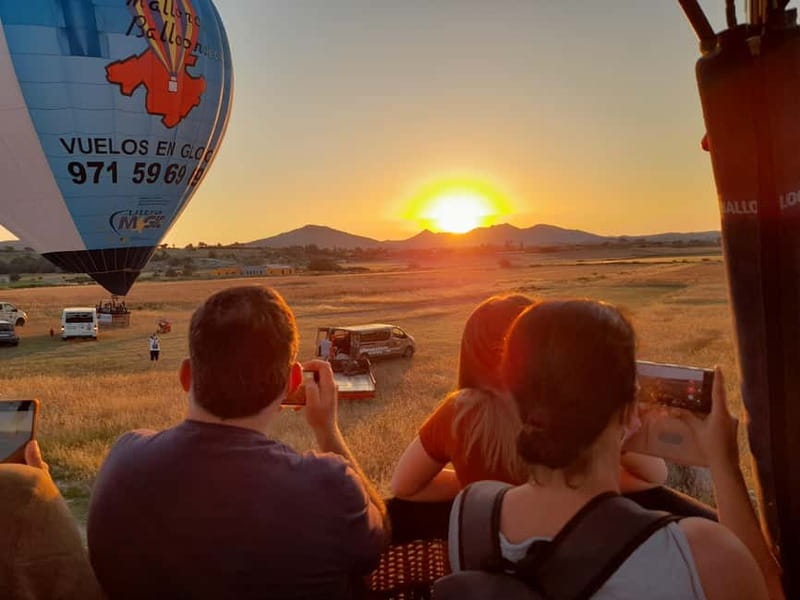 Mallorca: Hot Air Balloon Flight with Private Options - Why a balloon flight suits Mallorca so well
