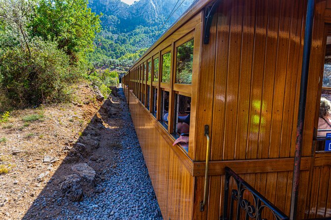 Mallorca in One Day Sightseeing Tour with Boat Ride and Vintage Train - What this Mallorca day tour really offers