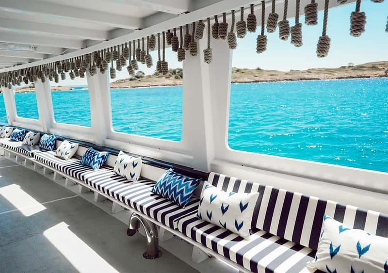 Mallorca: Palma Boat Tour & Snorkeling with Drink Included - The first 40 minutes across Palma Bay