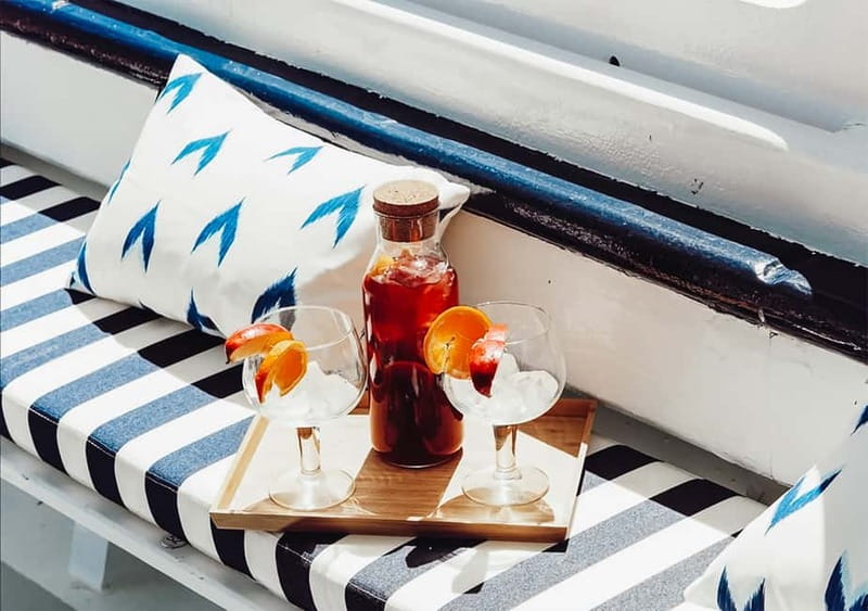 Mallorca: Palma Boat Tour & Snorkeling with Drink Included - Practical tips for a smoother outing
