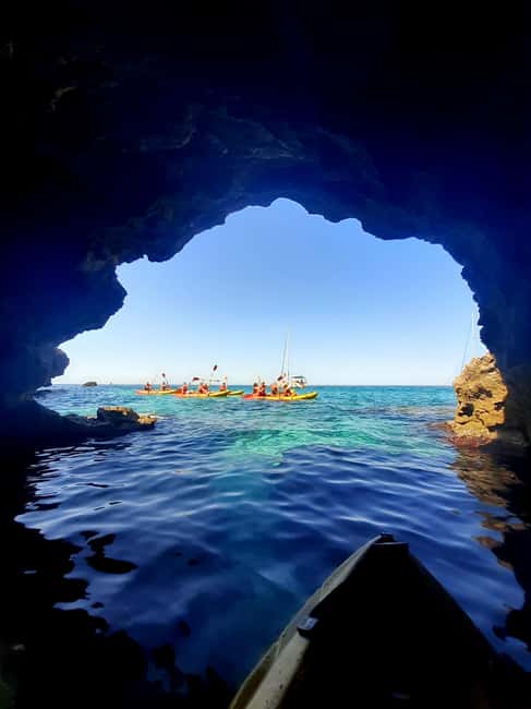 Mallorca: Sea Cave Kayaking Tour with Snorkeling and a Snack - Why this kayak trip is worth considering