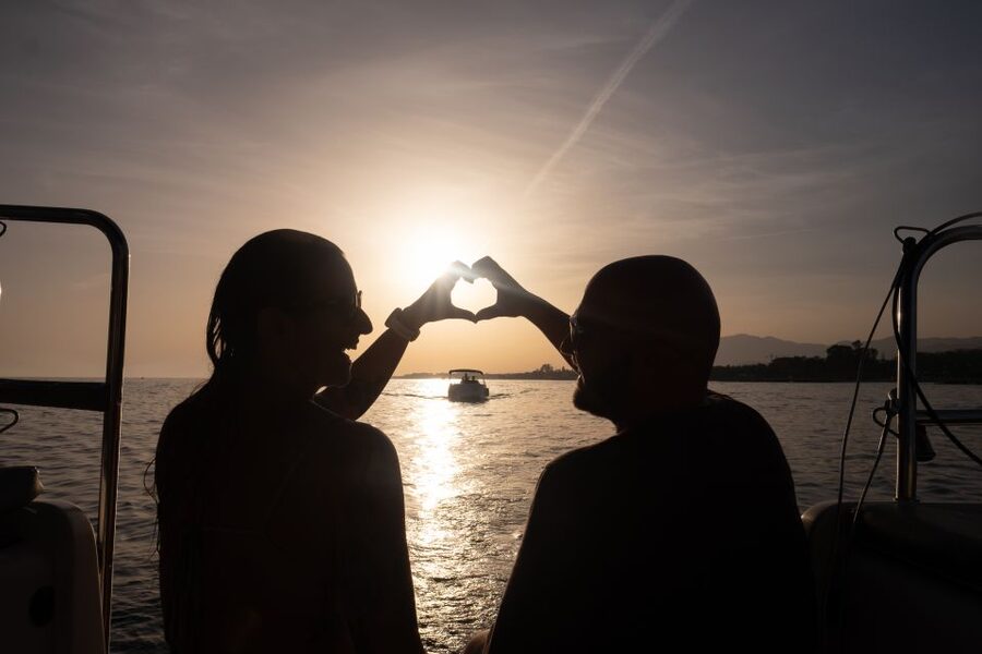 Marbella: Sailing & Dolphin Watching with Snacks and Drinks - Drinks, snacks, and the social side of the trip