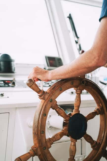 Menorca: Natural Coves and Beaches Boat Trip & Paella Lunch - Paella lunch with sangria onboard