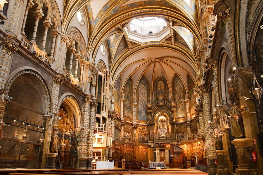 Montserrat & Cava Wineries Day Trip from Barcelona w/ Pickup - Lunch: useful, but not included