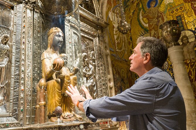 Montserrat Monastery Half Day Experience from Barcelona - Choosing between the basilica, Black Madonna, and choir