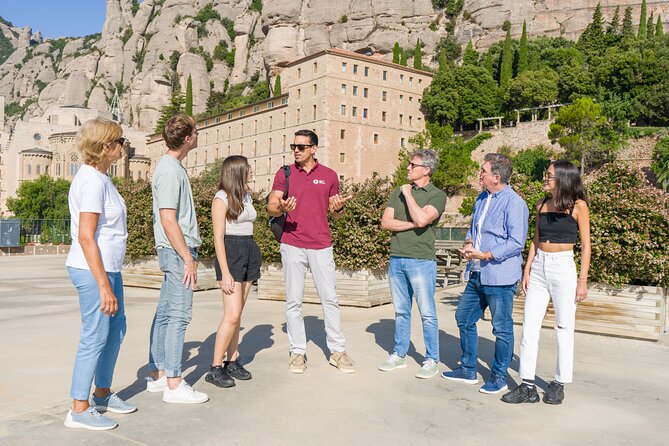 Montserrat Monastery Half Day Experience from Barcelona - The ride from Estació de França to the mountain