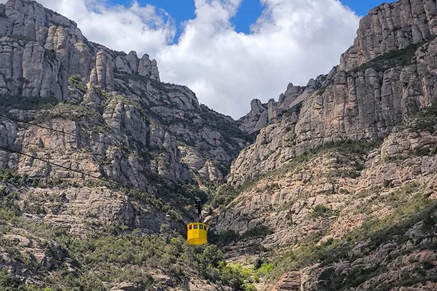 Montserrat Small Group Tour with Train and Cable Car - Meeting in Plaça d’Espanya and taking the first train