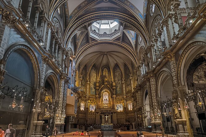 Montserrat Tour by Train with Cable Car and Cogwheel - Changing trains at Monistrol de Montserrat