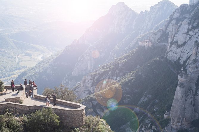 Montserrat with Cog-Wheel Train & Black Madonna Priority Access - Guide quality and group organization