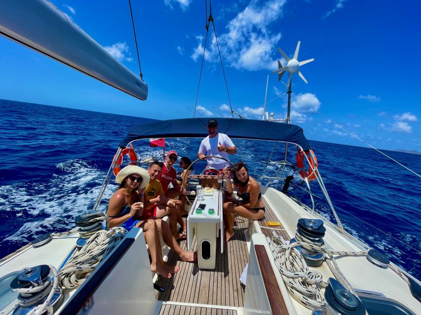 Morro Jable: Sailing Boat Excursion with Food and Drinks - What to Pack for a Comfortable Half-Day