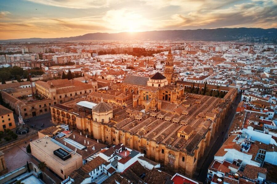 Mosque-Cathedral of Córdoba Guided Tour with Tickets - What the guide adds to the visit