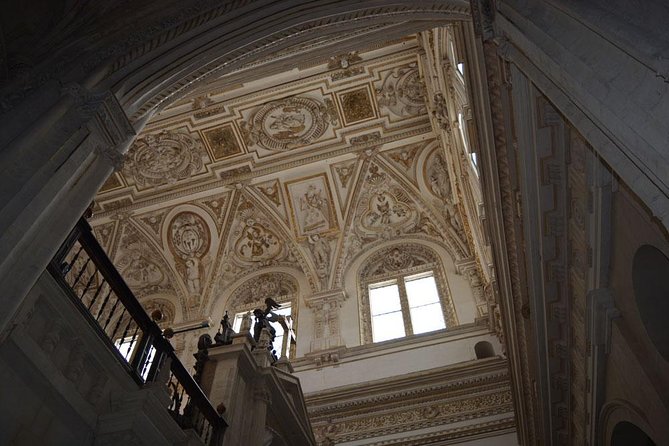 Mosque of Cordoba History Tour in English Tickets included - The guides make the biggest difference