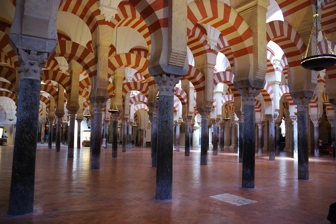 Mosque of Cordoba History Tour in English Tickets included - Entering the Mezquita Cathedral de Córdoba